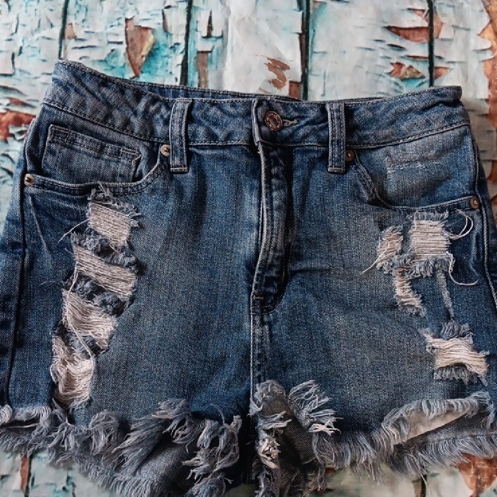 Just USA | Blue Jean Raw Hem Ripped Shorts Small